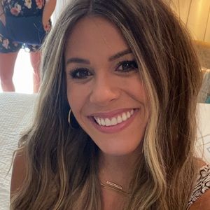 Meet your Posher, Kindall